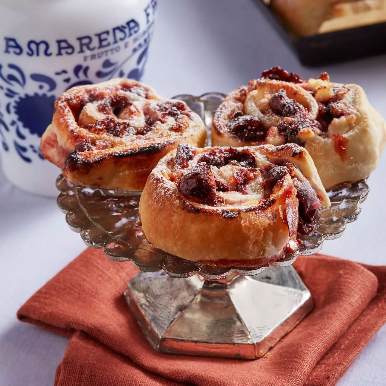 Puff pastry rolls