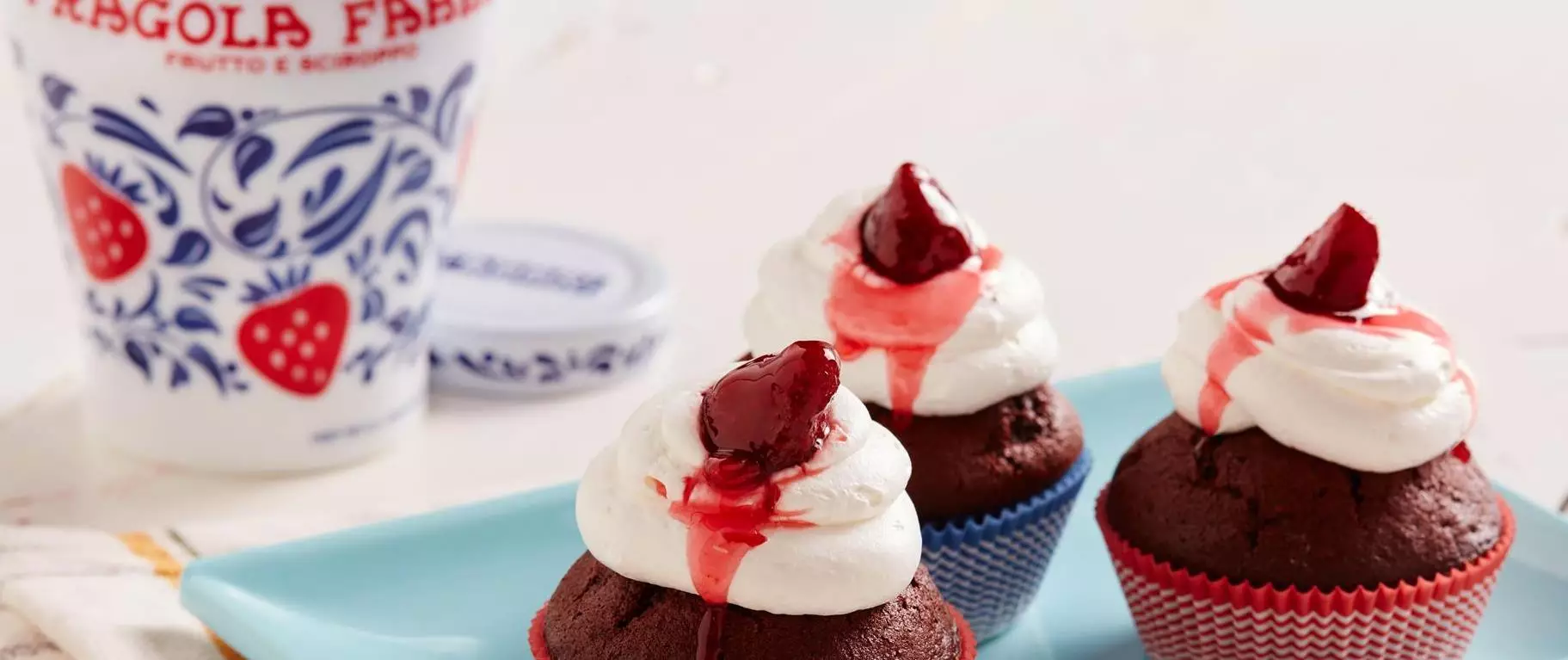 A combination of tastiness and experience. Discover all the recipes with Fragola Fabbri